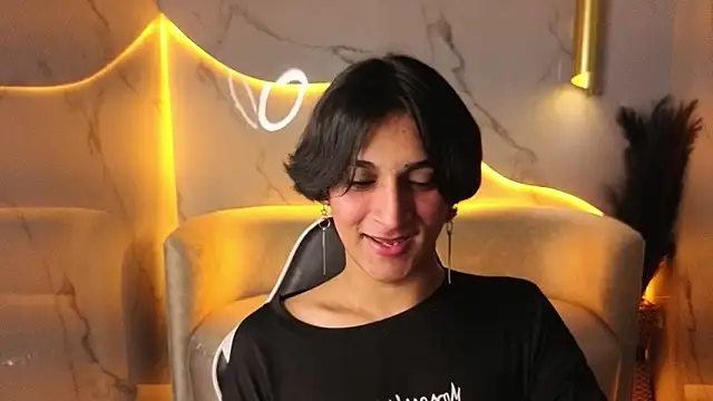 Snapshot of zoe_tp chatting on November 26, 2025, 7:59 pm zoe tp online show from November 26, 2025, 7:59 pm