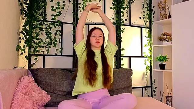 MelvinaEbner online show from February 15, 2026, 7:05 am