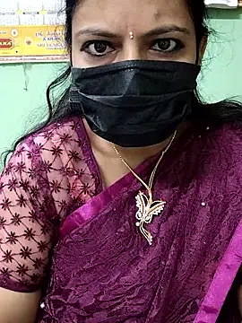 Queen-Neha online show from November 18, 2025, 7:29 pm