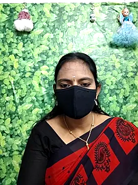 Queen-Neha online show from December 16, 2025, 5:45 am