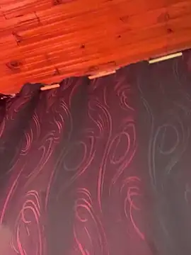 Snapshot of Dannii- chatting on February 6, 2026, 6:40 am Dannii- online show from February 6, 2026, 6:40 am