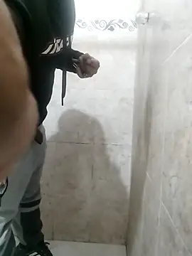 Snapshot of gari_8 chatting on December 18, 2025, 4:13 pm gari 8 online show from December 18, 2025, 4:13 pm