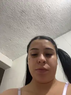 Snapshot of Katherinesweett_ chatting on December 16, 2025, 3:55 am Katherinesweett online show from December 16, 2025, 3:55 am