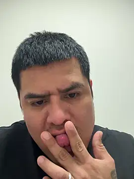 Pelotas2000 online show from November 30, 2025, 5:55 am