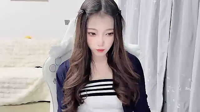 yuyayayu online show from January 9, 2026, 12:41 pm