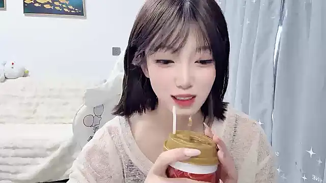 yuyayayu online show from February 7, 2026, 9:02 am