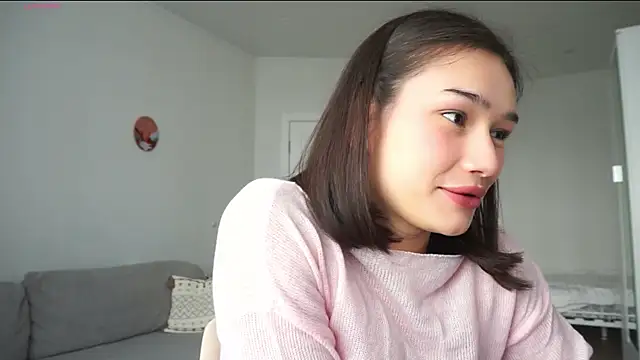 SoftLuna online show from July 10, 2026, 5:23 am