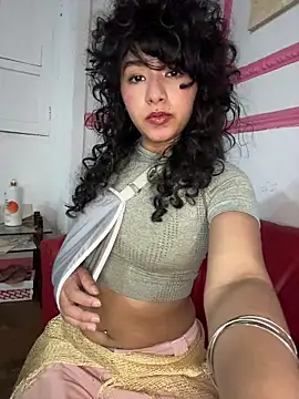 justcallmemargo online show from May 19, 2026, 12:27 am
