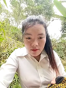 meomeo-00 online show from December 21, 2025, 2:51 am