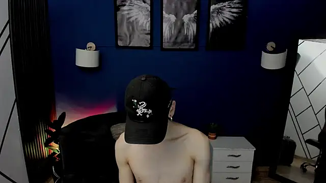 James Adams 01 online show from December 18, 2025, 1:17 pm