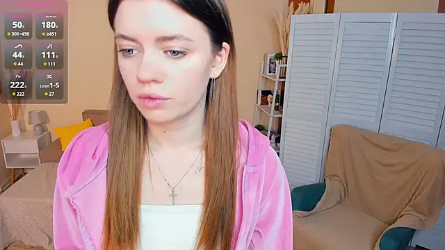 AngelesBenitz online show from April 8, 2026, 7:41 am