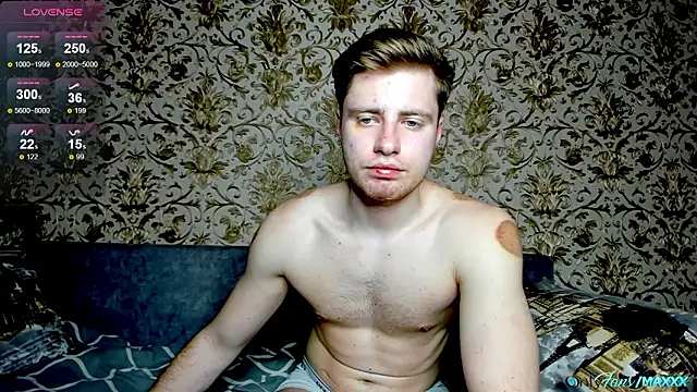 Maxhornyblondieman online show from March 14, 2026, 8:03 pm