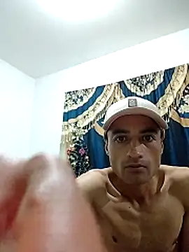 Snapshot of noah77_ chatting on November 30, 2025, 3:43 am noah77 online show from November 30, 2025, 3:43 am