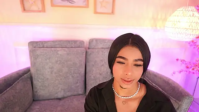 MeganLowell online show from February 2, 2026, 7:23 pm