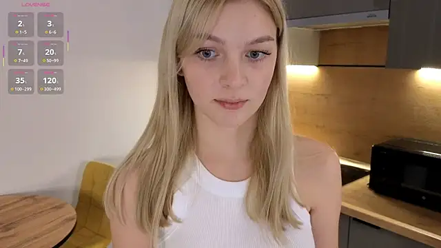 Snapshot of DebraVaughn chatting on December 17, 2025, 12:55 pm DebraVaughn online show from December 17, 2025, 12:55 pm