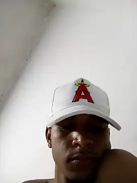 Snapshot of RickyRICON02 chatting on November 19, 2025, 4:56 am RickyRICON02 online show from November 19, 2025, 4:56 am