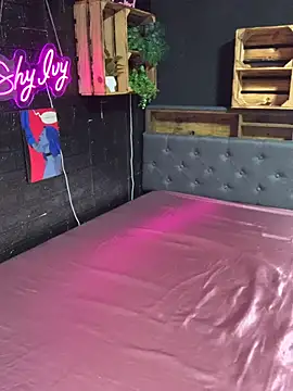 Shy-Ivy online show from January 11, 2026, 10:48 pm