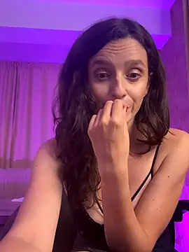 Snapshot of AnnaHarperX chatting on September 24, 2025, 7:17 pm AnnaHarperX online show from September 24, 2025, 7:17 pm