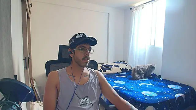 Snapshot of naitt_ chatting on November 23, 2025, 12:49 pm naitt online show from November 23, 2025, 12:49 pm