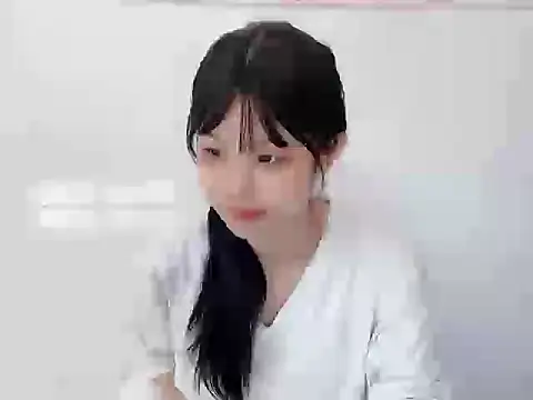 Snapshot of bunny-- chatting on November 29, 2025, 3:20 am bunny-- online show from November 29, 2025, 3:20 am