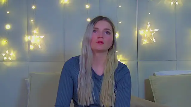 Snapshot of AnnyRaii chatting on December 1, 2025, 6:29 am AnnyRaii online show from December 1, 2025, 6:29 am