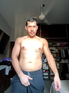 DARG 17 online show from December 15, 2025, 8:35 pm