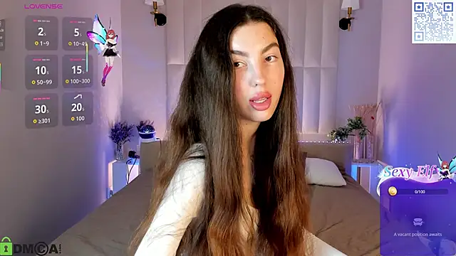 Snapshot of LiraRevery chatting on December 15, 2025, 11:20 pm LiraRevery online show from December 15, 2025, 11:20 pm