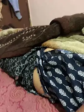 cutestpearl online show from March 22, 2026, 8:45 pm