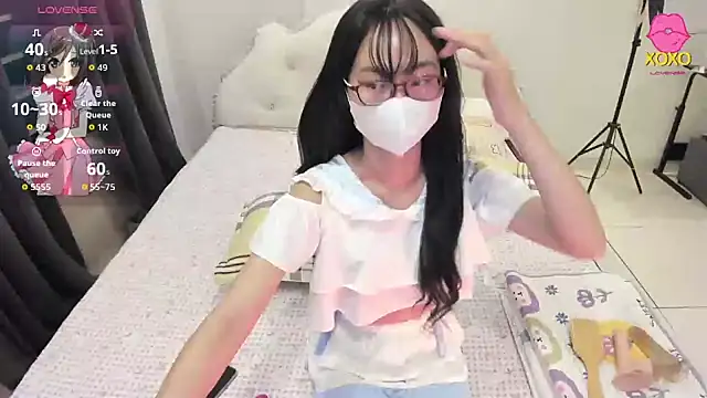 Teahyee online show from January 6, 2026, 2:32 pm