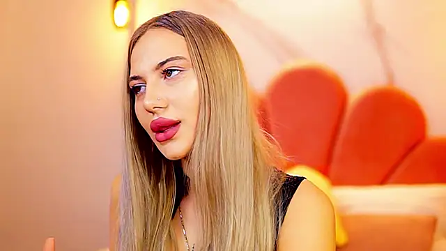 Chloe GraceeX online show from December 4, 2025, 10:51 pm