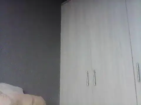 Snapshot of TiaBlaze chatting on November 25, 2025, 1:55 pm TiaBlaze online show from November 25, 2025, 1:55 pm