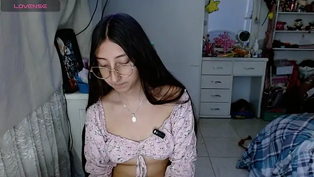 Nanylux online show from January 17, 2026, 2:49 am