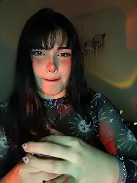 Bloodsweet online show from December 15, 2025, 4:50 am