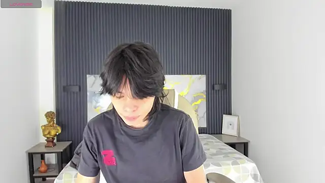 Snapshot of Sylasfrost chatting on December 3, 2025, 7:34 pm Sylasfrost online show from December 3, 2025, 7:34 pm