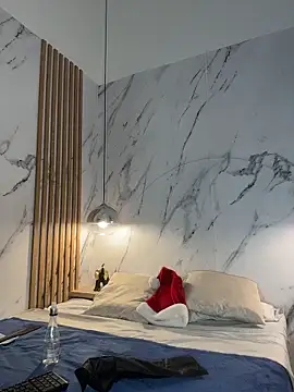 IsabelaStefano online show from December 21, 2025, 3:24 am