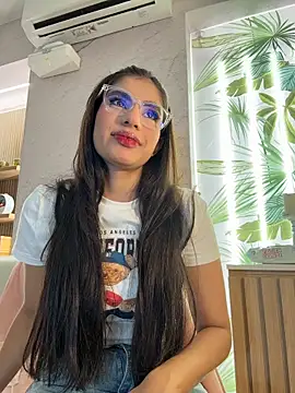 IsabelaStefano online show from March 6, 2026, 3:14 am