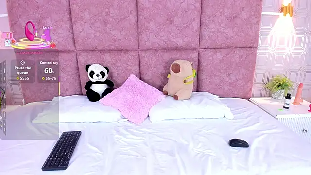 NathalieRoss1 online show from February 28, 2026, 2:01 am