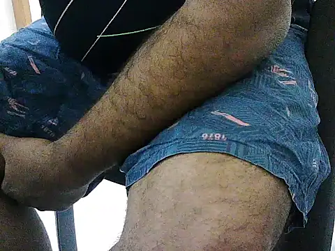 Snapshot of blue_roy chatting on December 1, 2025, 4:12 pm blue roy online show from December 1, 2025, 4:12 pm