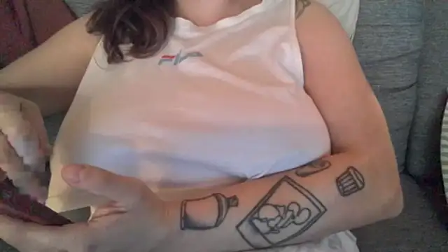 xxxluana online show from March 22, 2026, 3:32 am