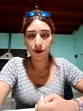 Snapshot of cata_bronw chatting on January 15, 2026, 4:50 am cata bronw online show from January 15, 2026, 4:50 am