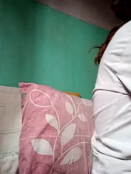 Snapshot of cata_bronw chatting on February 20, 2026, 2:06 pm cata bronw online show from February 20, 2026, 2:06 pm