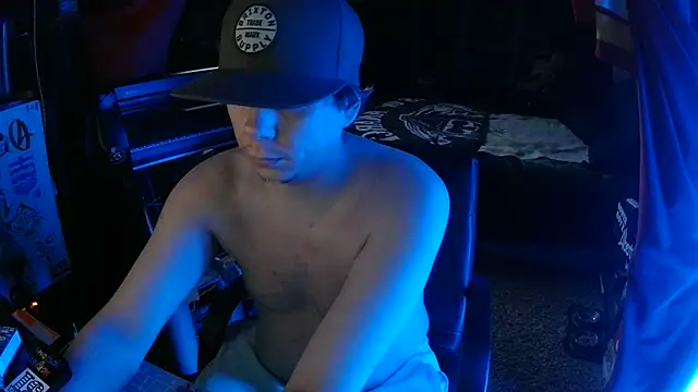 Snapshot of Bowerboi chatting on November 20, 2025, 11:59 pm Bowerboi online show from November 20, 2025, 11:59 pm