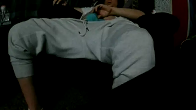 Snapshot of Bowerboi chatting on December 16, 2025, 11:37 am Bowerboi online show from December 16, 2025, 11:37 am