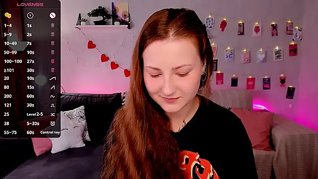 velvet cherry  online show from February 8, 2026, 8:40 am