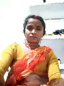 Snapshot of Hot_erion chatting on November 22, 2025, 3:44 pm Hot erion online show from November 22, 2025, 3:44 pm