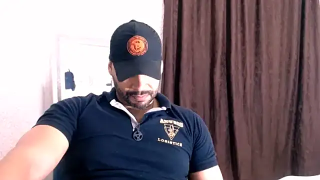 musclehetero online show from June 17, 2026, 6:27 am