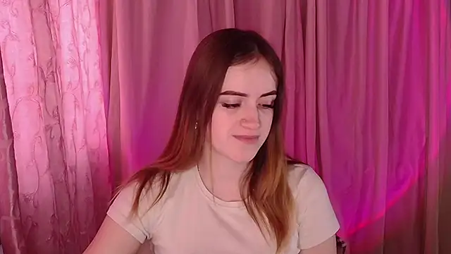 Illa May online show from January 19, 2026, 9:02 am