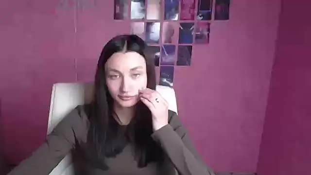 Snapshot of Stella_XO chatting on May 11, 2026, 5:35 am Stella XO online show from May 11, 2026, 5:35 am