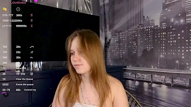 Snapshot of VoidElaris chatting on May 18, 2026, 8:03 pm VoidElaris online show from May 18, 2026, 8:03 pm