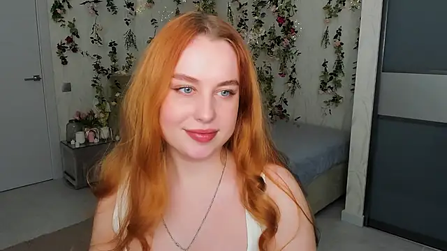 Snapshot of AirySilhouette chatting on December 3, 2025, 10:02 am AirySilhouette online show from December 3, 2025, 10:02 am